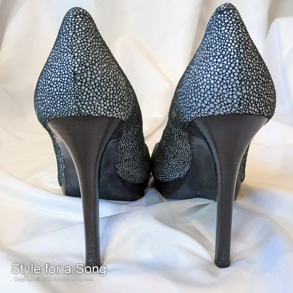 Calvin Klein Cora Black and White Pebble Platform Peep Toe Pumps 9 - Picture 8 of 12